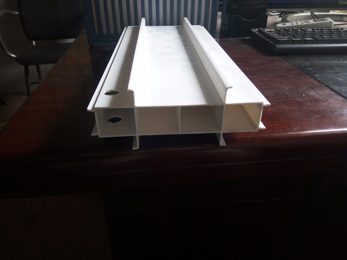 资阳立面拉缝板 (1)150MM宽拉缝板